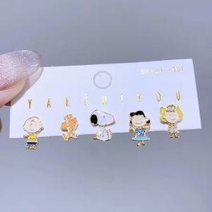 14K Gold Peanuts Gang Snoopy Theme Stud Earrings Dangle Mismatch Earrings